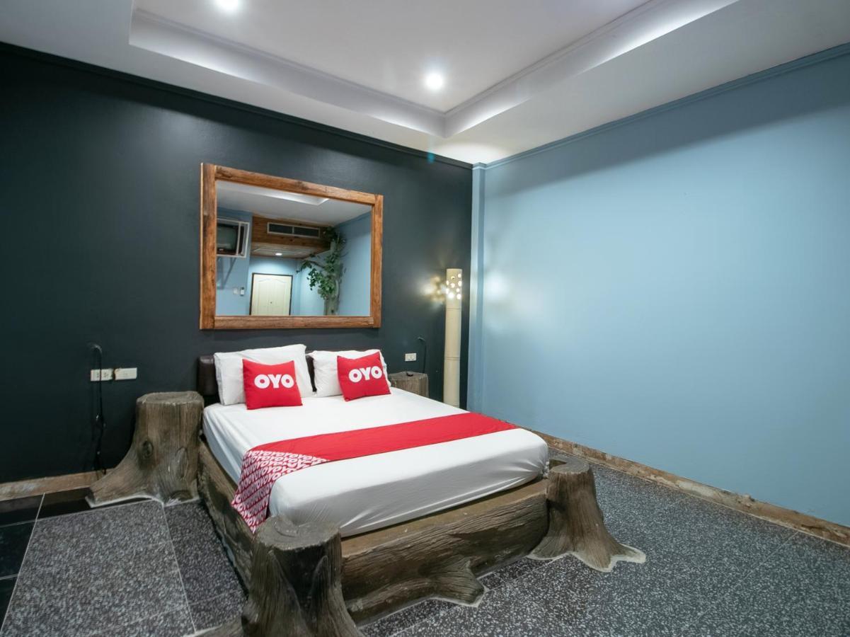 Oyo 1160 Top Inn Lam Luk Ka Ban Lat Krachaeng Exterior photo
