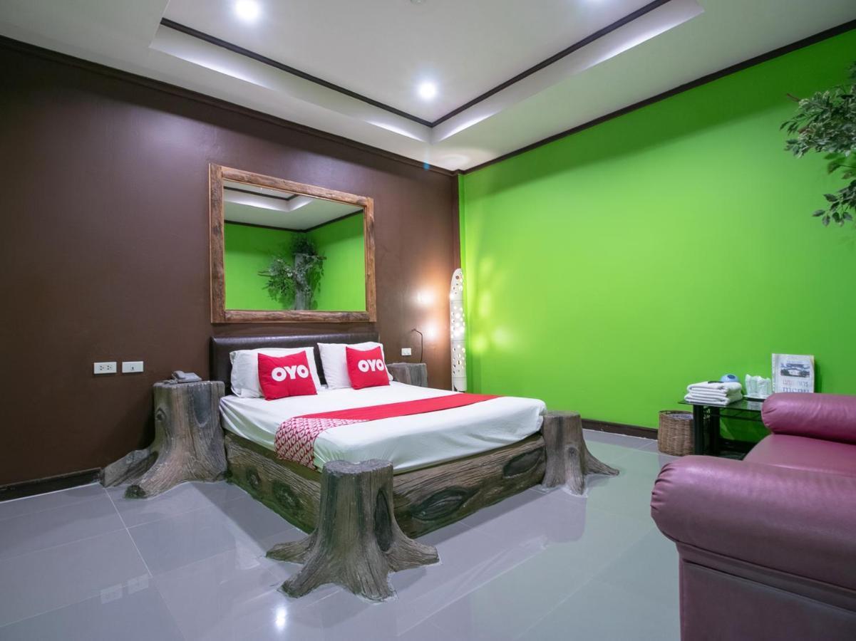 Oyo 1160 Top Inn Lam Luk Ka Ban Lat Krachaeng Exterior photo