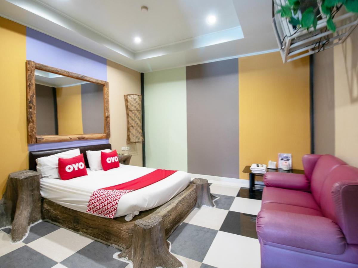 Oyo 1160 Top Inn Lam Luk Ka Ban Lat Krachaeng Exterior photo