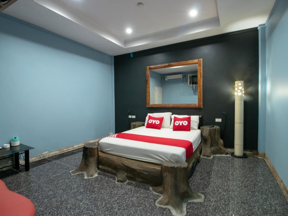 Oyo 1160 Top Inn Lam Luk Ka Ban Lat Krachaeng Exterior photo