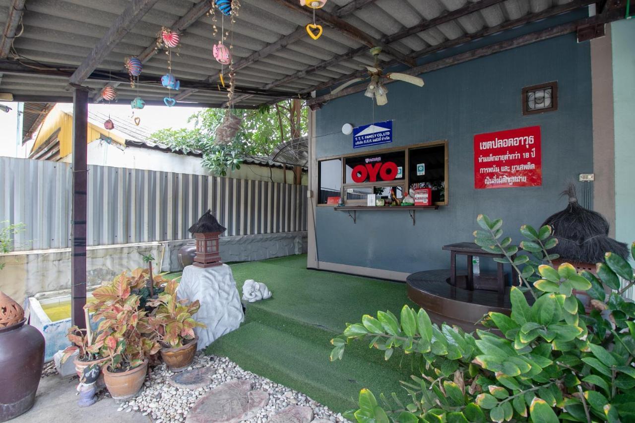 Oyo 1160 Top Inn Lam Luk Ka Ban Lat Krachaeng Exterior photo